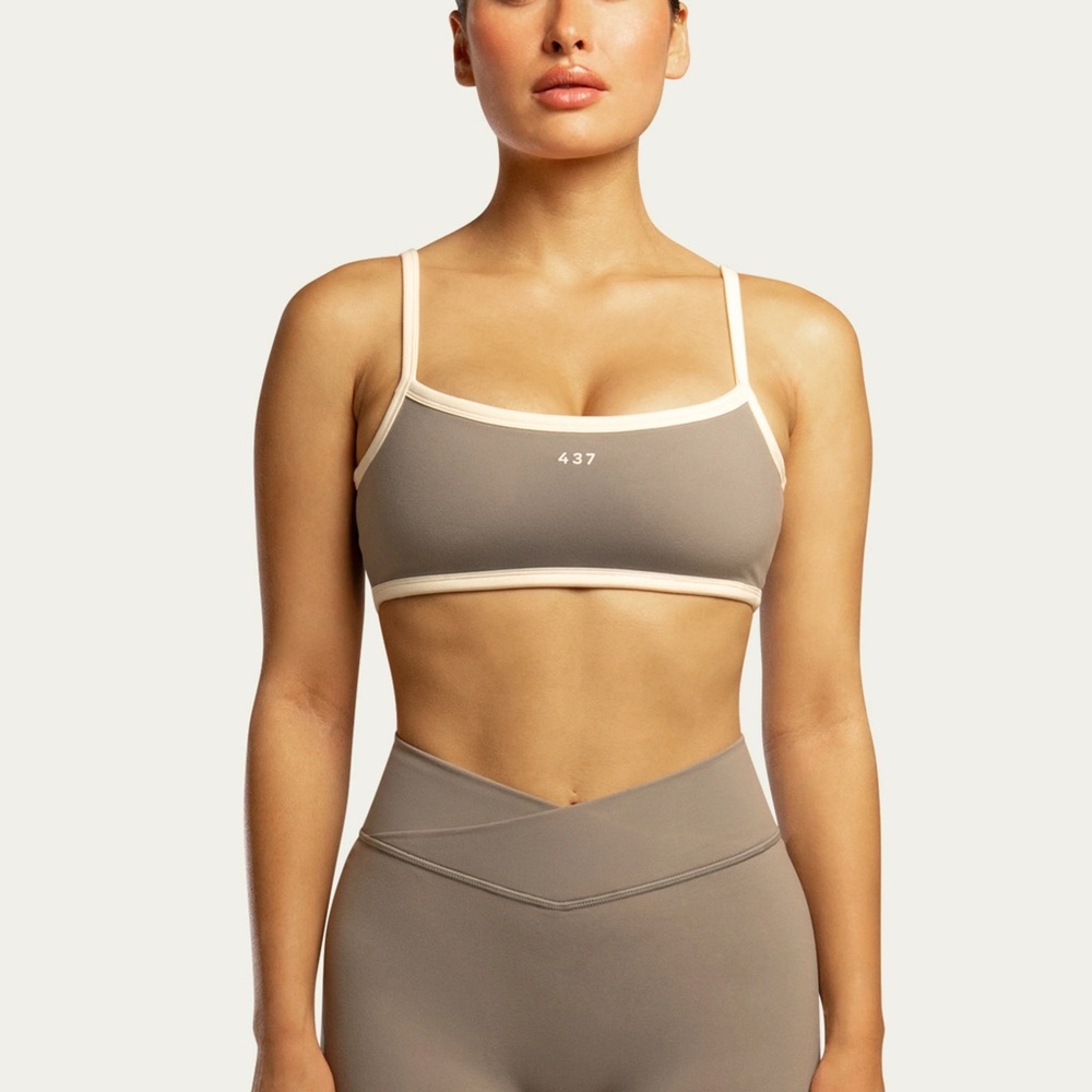 NWOT 437 Sports Bra